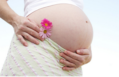 孕期准妈们 挑战妊娠纹三部曲